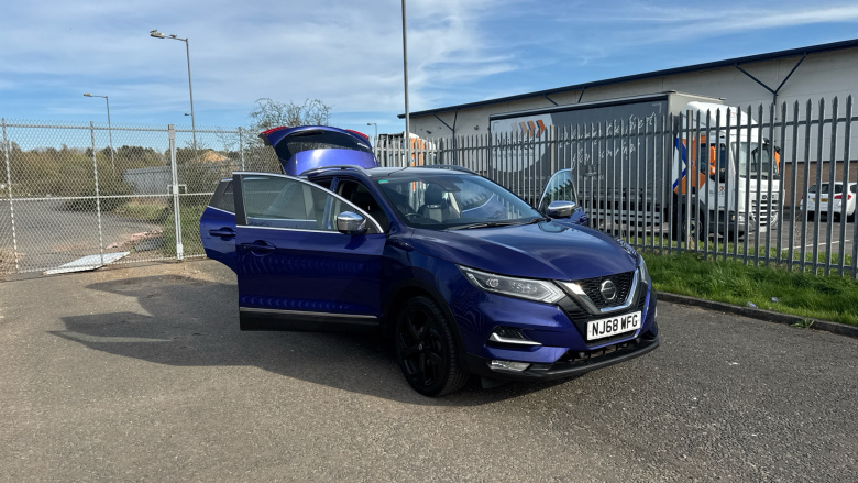 Nissan Qashqai 1.2 DiG-T Tekna 5dr Petrol Hatchback